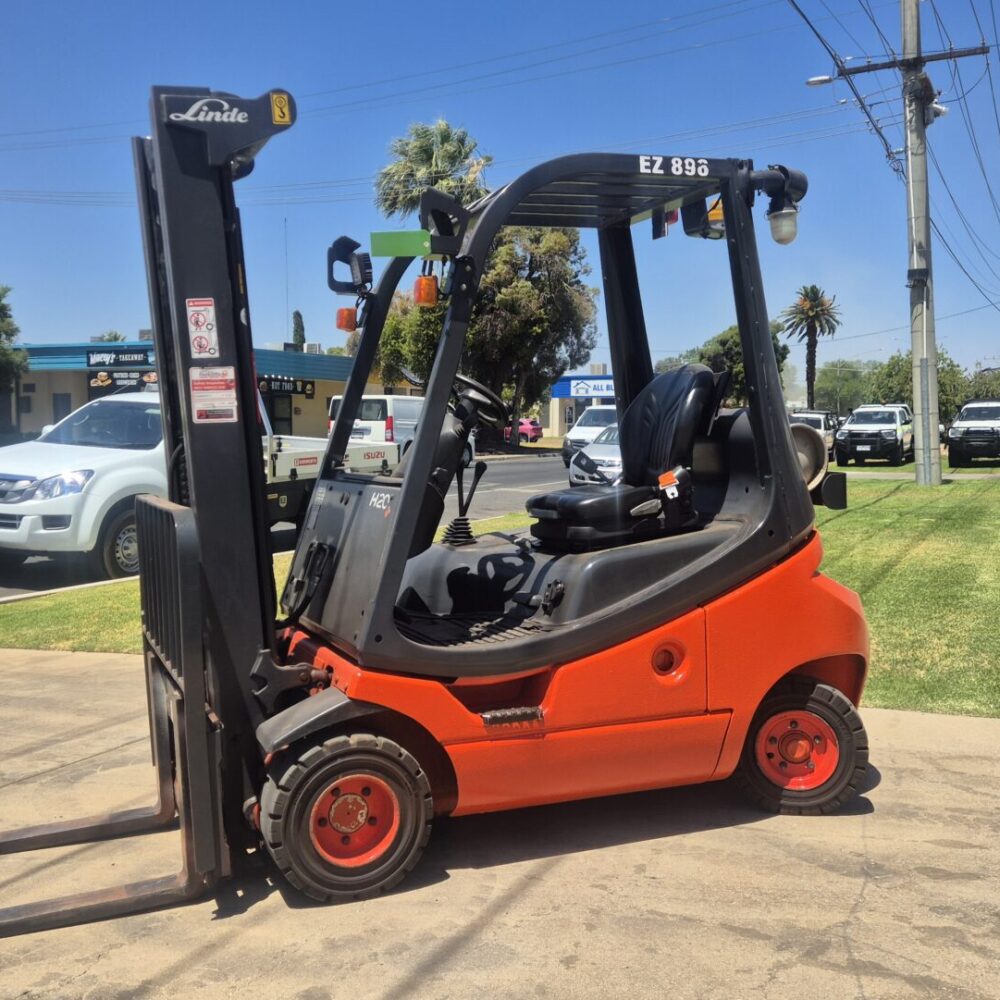 2017 Linde H20T 2T LPG Forklift - Used - EZ896