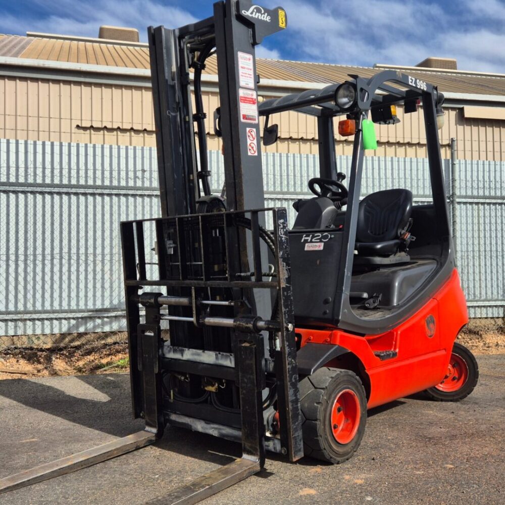 2017 Linde H20T 2T LPG Forklift - Used - EZ996