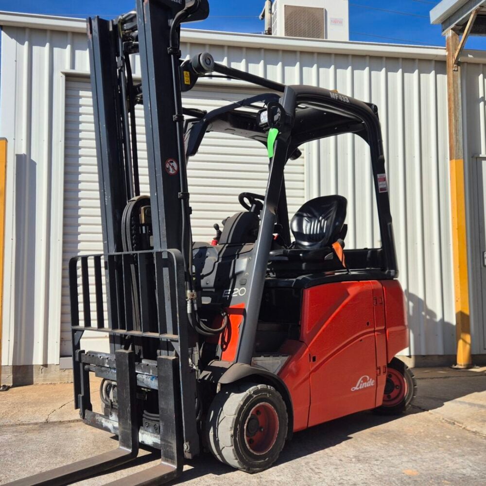 2011 Linde E20PH 2T Electric Forklift - Used - MF433